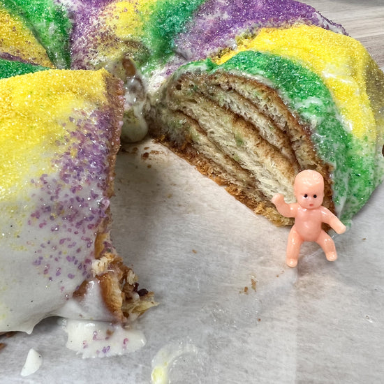 King Cake - Cinnamon Sugar (Pre-Order)